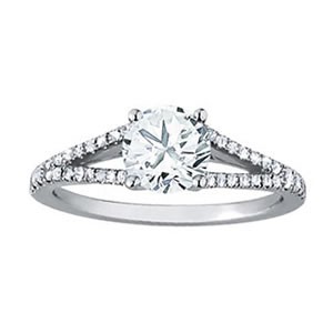14K gold split "V" shank diamond engagement ring